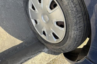 Renfort pare choc arriere (traverse) FORD FIESTA 6