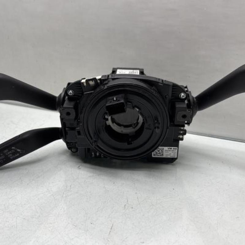 Com (Bloc Contacteur Tournant+Commodo Essuie Glace+Commodo Phare) VOLKSWAGEN PASSAT 6 Photo n°1