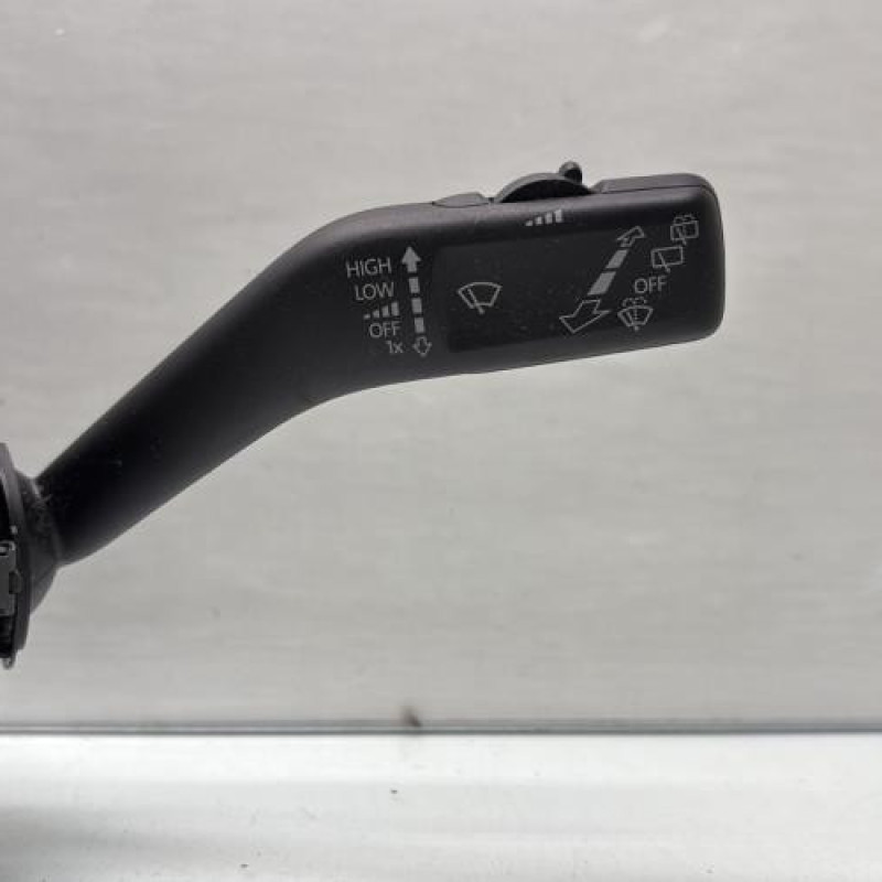 Com (Bloc Contacteur Tournant+Commodo Essuie Glace+Commodo Phare) VOLKSWAGEN PASSAT 6 Photo n°3