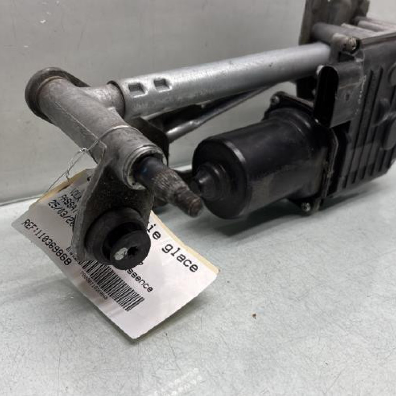 Moteur essuie glace avant VOLKSWAGEN PASSAT 6 Photo n°2