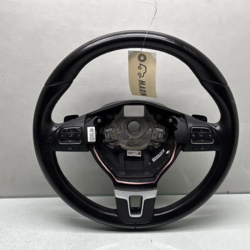 Volant VOLKSWAGEN PASSAT 6 Photo n°1