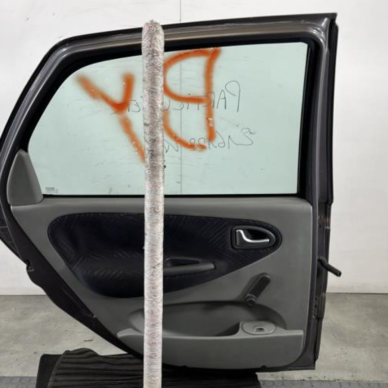 Porte arriere gauche RENAULT SCENIC 1 Photo n°7
