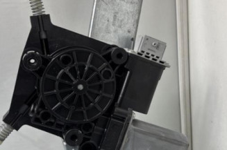 Leve vitre electrique avant droit OPEL CORSA E