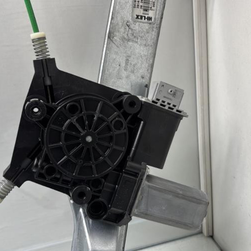 Leve vitre electrique avant droit OPEL CORSA E Photo n°8
