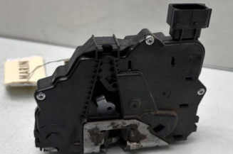 Serrure avant droit OPEL CORSA E