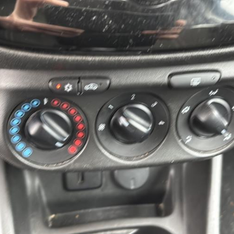 Serrure avant droit OPEL CORSA E Photo n°19