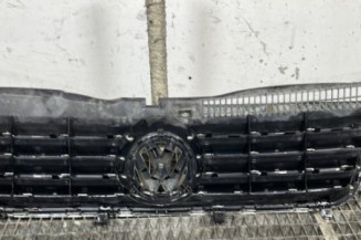 Calandre VOLKSWAGEN PASSAT 4