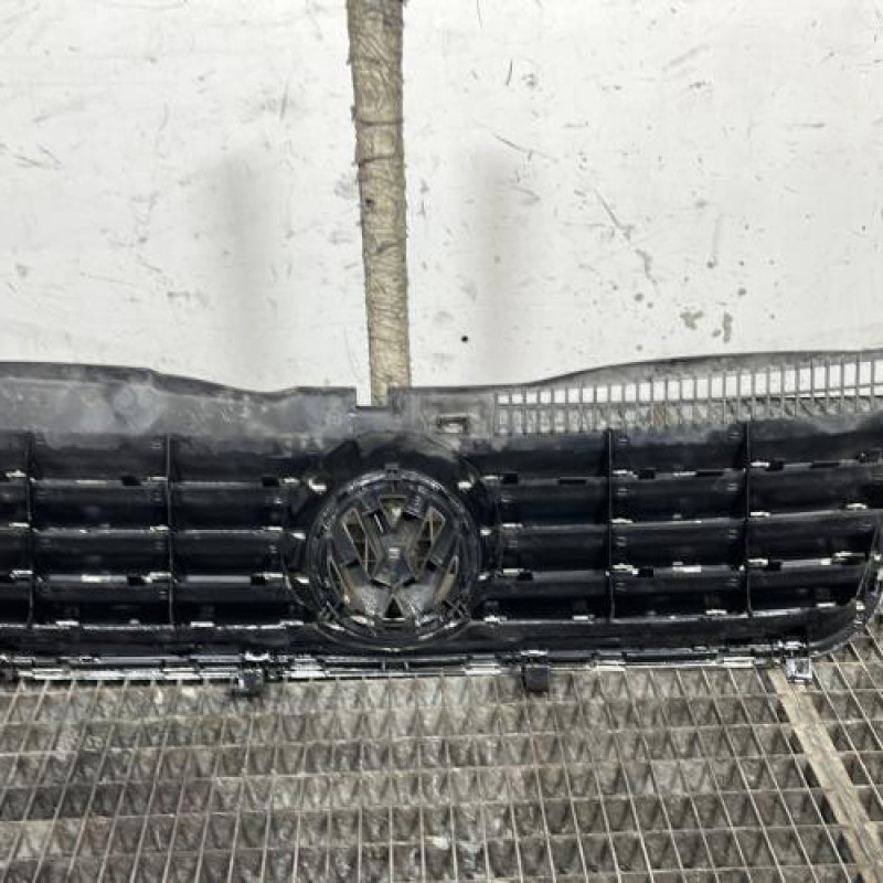 Calandre VOLKSWAGEN PASSAT 4 Photo n°4