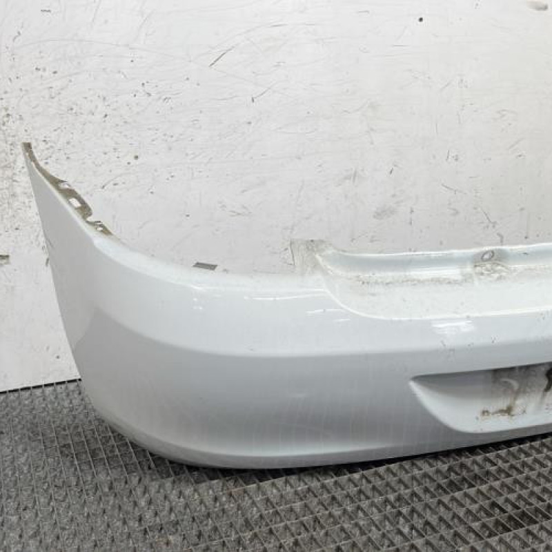 Pare choc arriere RENAULT CLIO 2 CAMPUS Photo n°2