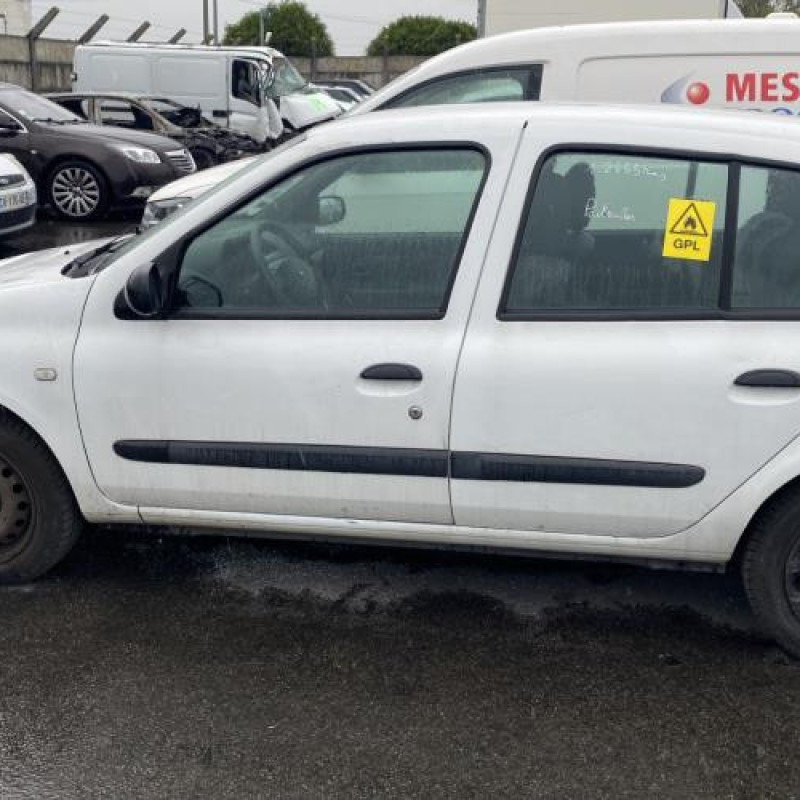 Porte arriere gauche RENAULT CLIO 2 CAMPUS Photo n°11