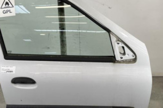 Porte avant droit RENAULT CLIO 2 CAMPUS Photo n°1