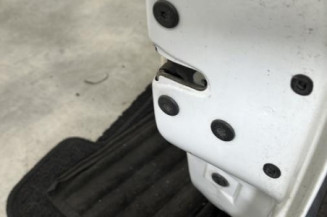 Porte avant droit RENAULT CLIO 2 CAMPUS