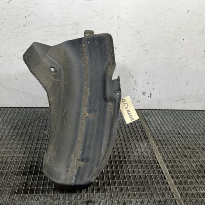 Pare boue arriere gauche RENAULT CLIO 2 CAMPUS Photo n°4