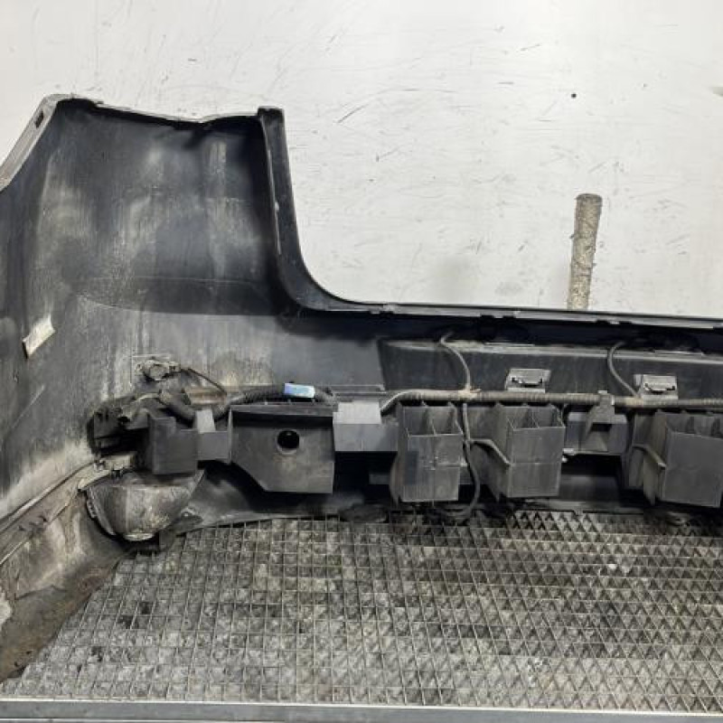 Pare choc arriere RENAULT LAGUNA 3 Photo n°8