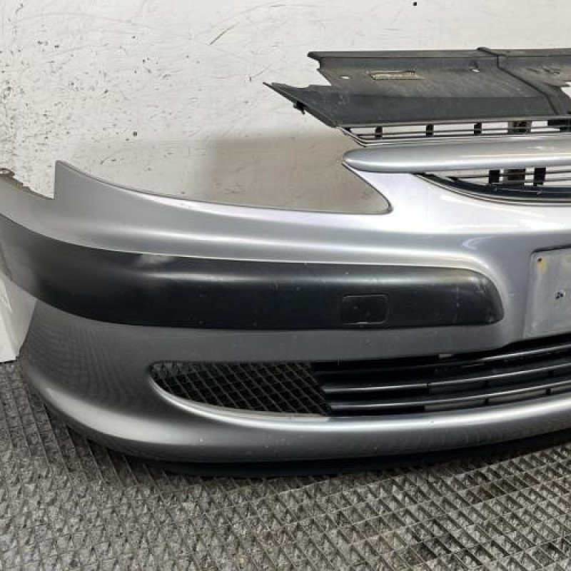 Pare choc avant PEUGEOT 607 Photo n°2