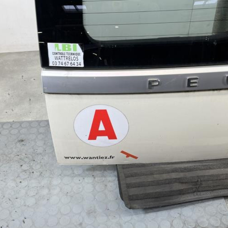 Malle/Hayon arriere PEUGEOT 1007 Photo n°6