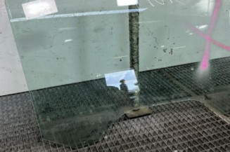 Vitre avant droit PEUGEOT 1007