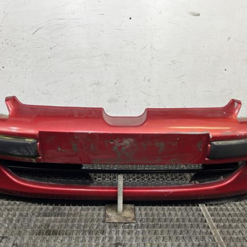 Pare choc avant PEUGEOT 106 Photo n°1