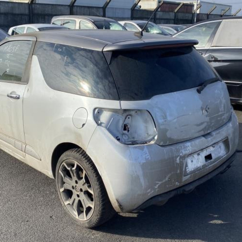 Retroviseur droit DS DS3 Photo n°10