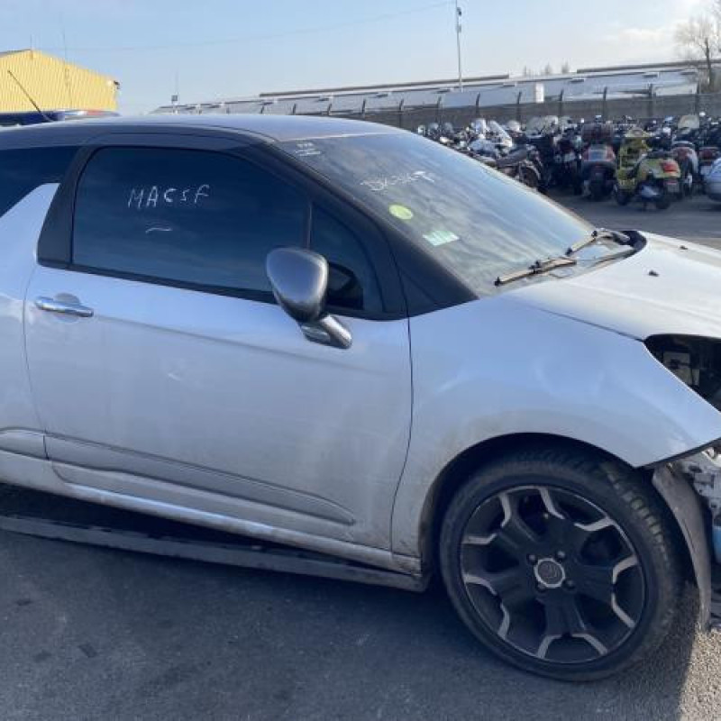 Retroviseur droit DS DS3 Photo n°13