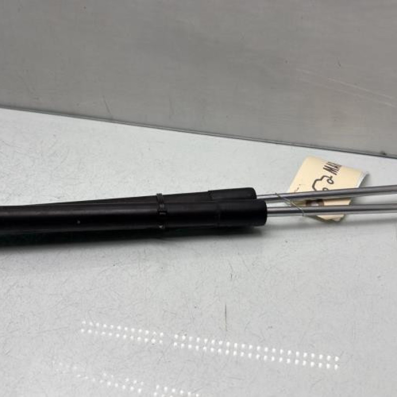 Verin de coffre DS DS3 Photo n°2