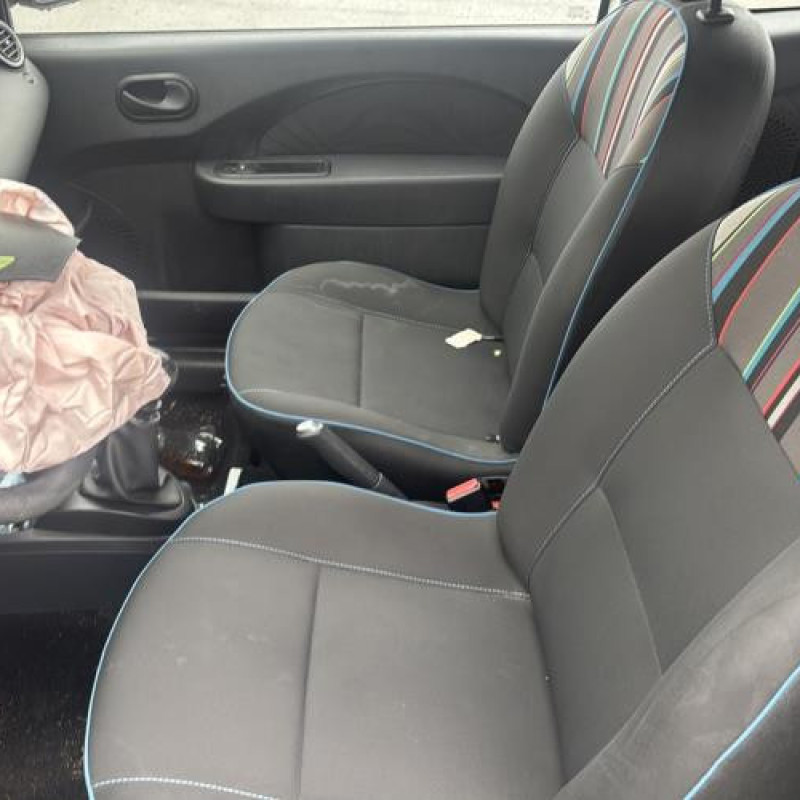 Feu arriere principal droit (feux) RENAULT TWINGO 2 Photo n°14