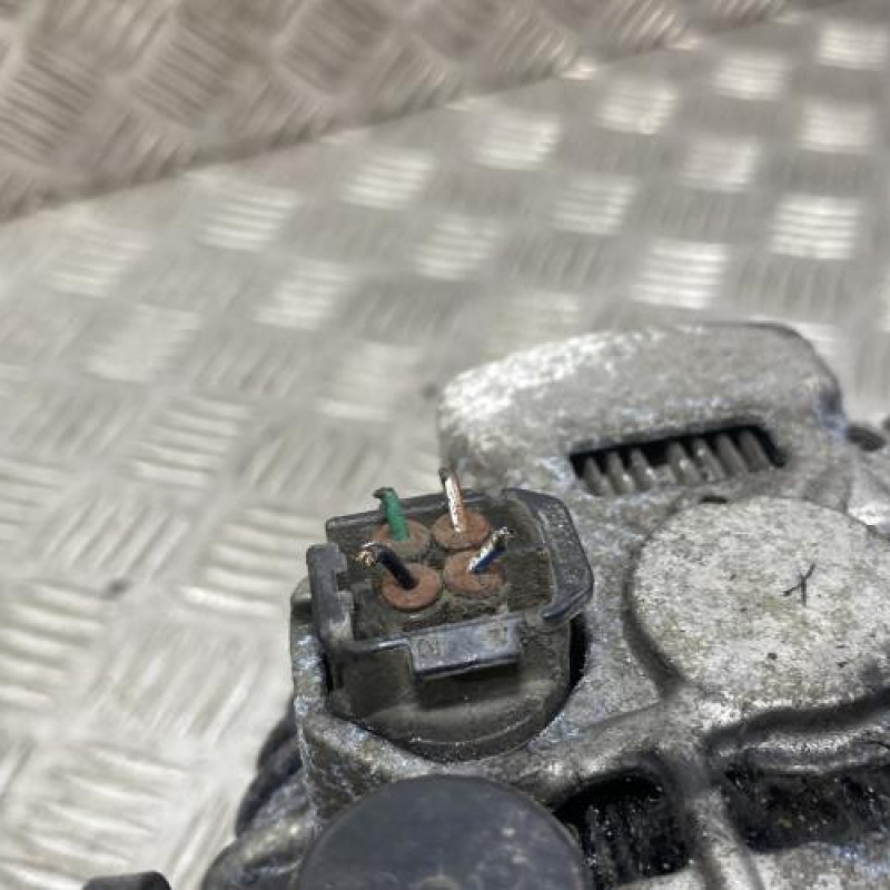 Alternateur SUZUKI SWIFT 4 Photo n°3