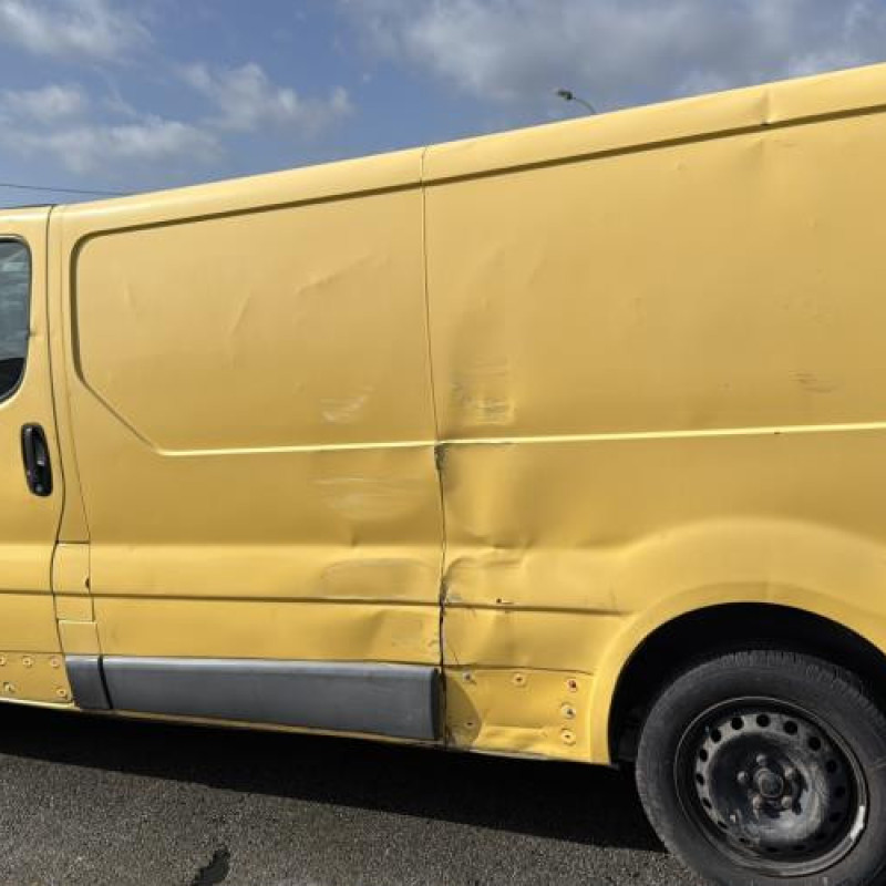 Pretensionneur de ceinture avant droit RENAULT TRAFIC 2 Photo n°8