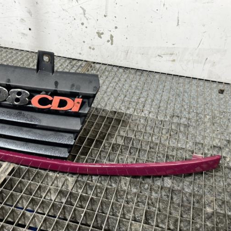 Calandre MERCEDES VITO 638 Photo n°3