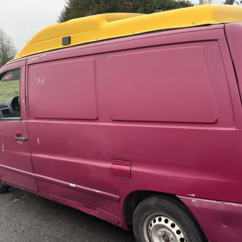 Calandre MERCEDES VITO 638 Photo n°12