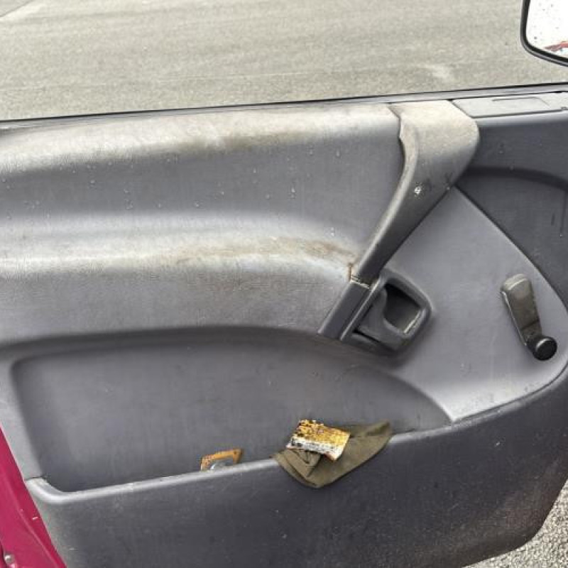 Calandre MERCEDES VITO 638 Photo n°14