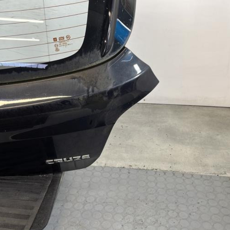 Malle/Hayon arriere CHEVROLET CRUZE Photo n°4