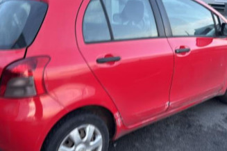 Aile avant gauche TOYOTA YARIS 2