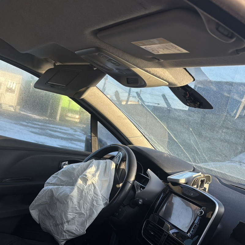 RENAULT CLIO 4 PHASE 2 1.5 DCI - 8V TURBO Photo n°19