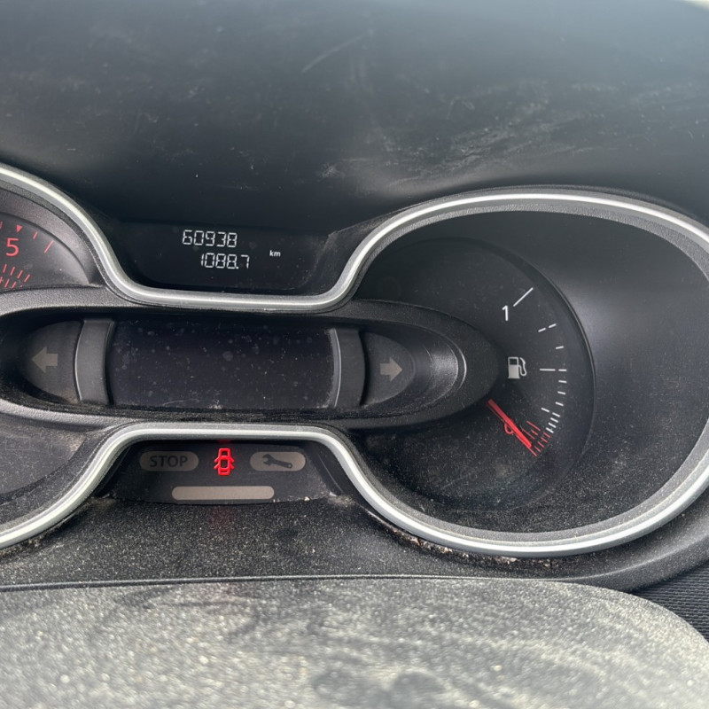 RENAULT TRAFIC 3 COURT PHASE 2 2.0 BLUE DCI - 16V TURBO Photo n°11