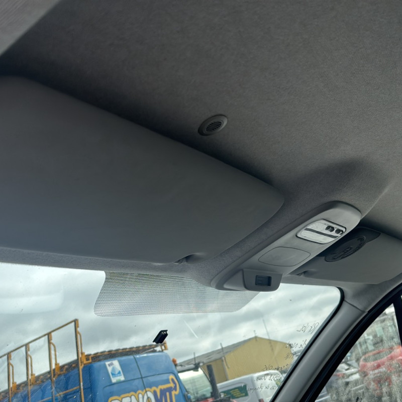 RENAULT TRAFIC 3 COURT PHASE 2 2.0 BLUE DCI - 16V TURBO Photo n°15