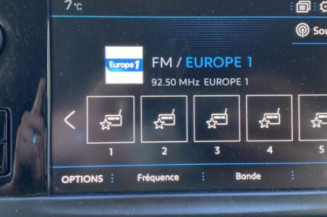 Poignee interieur arriere gauche PEUGEOT 208 1