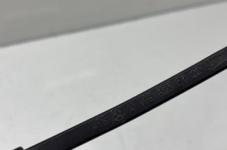 Bras essuie glace avant droit MERCEDES CLASSE A 176