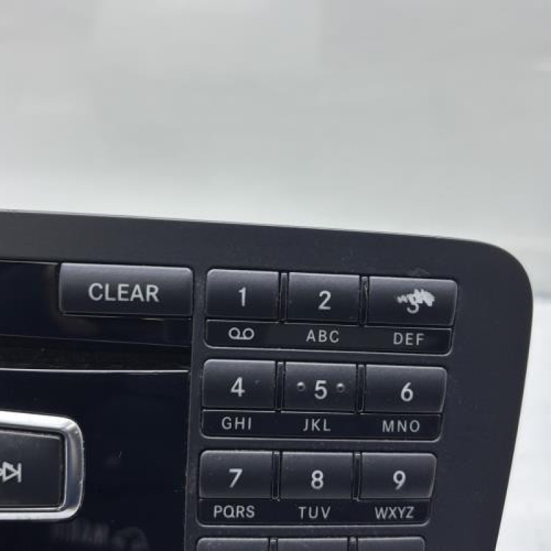Autoradio d'origine MERCEDES CLASSE A 176 Photo n°2