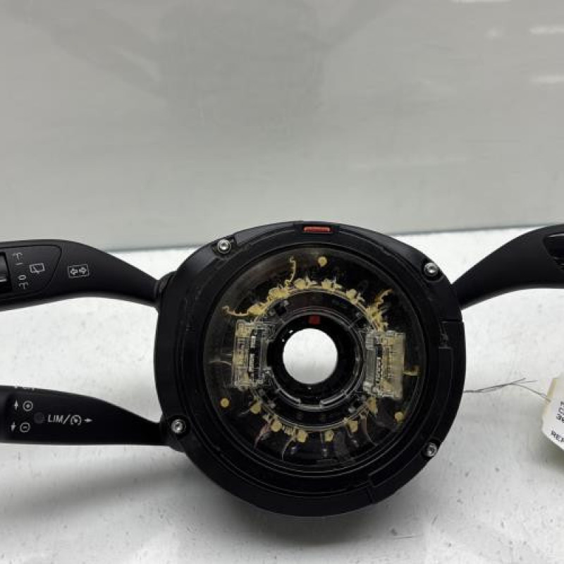 Com (Bloc Contacteur Tournant+Commodo Essuie Glace+Commodo Phare) MERCEDES CLASSE A 176 Photo n°1