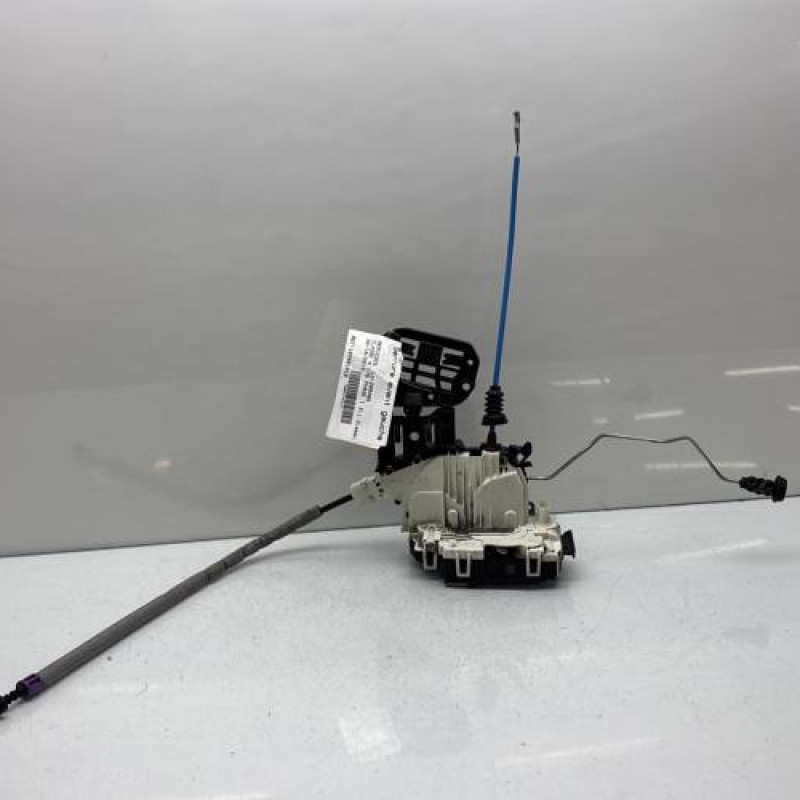 Serrure avant gauche MERCEDES CLASSE A 176 Photo n°1