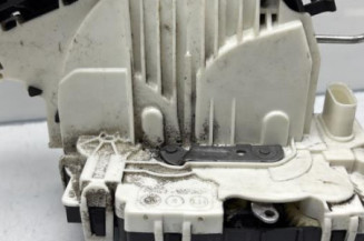 Serrure avant gauche MERCEDES CLASSE A 176