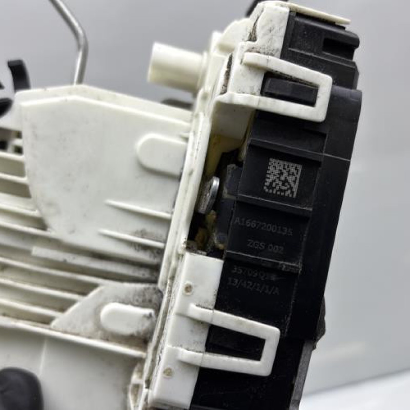 Serrure avant gauche MERCEDES CLASSE A 176 Photo n°6