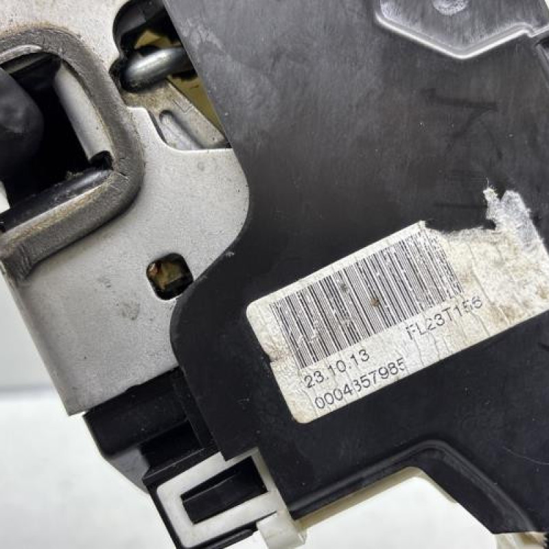 Serrure avant gauche MERCEDES CLASSE A 176 Photo n°9