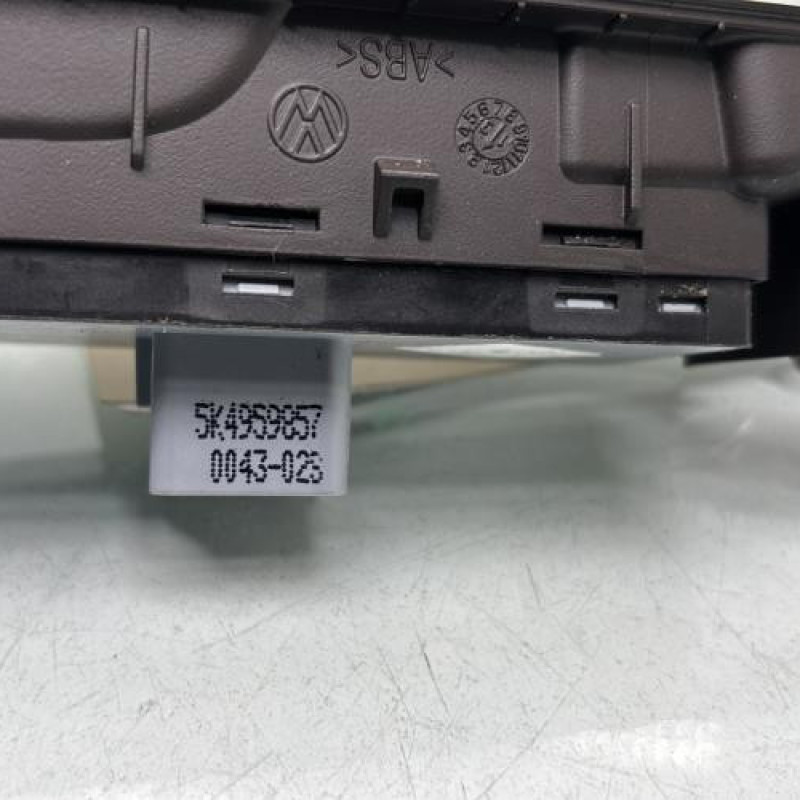 Interrupteur de leve vitre avant gauche VOLKSWAGEN PASSAT 6 Photo n°3