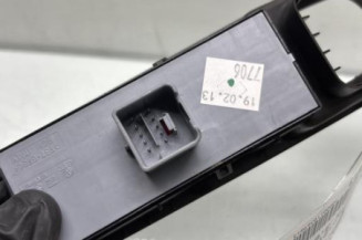 Interrupteur de leve vitre avant gauche VOLKSWAGEN PASSAT 6