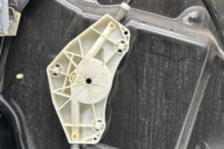 Leve vitre electrique avant gauche VOLKSWAGEN PASSAT 6