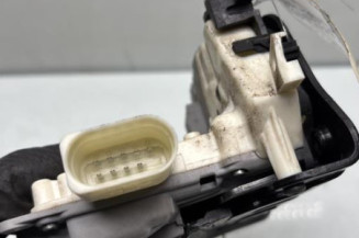 Serrure avant gauche VOLKSWAGEN PASSAT 6