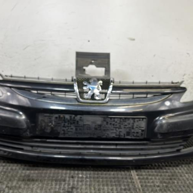 Pare choc avant PEUGEOT 607 Photo n°1