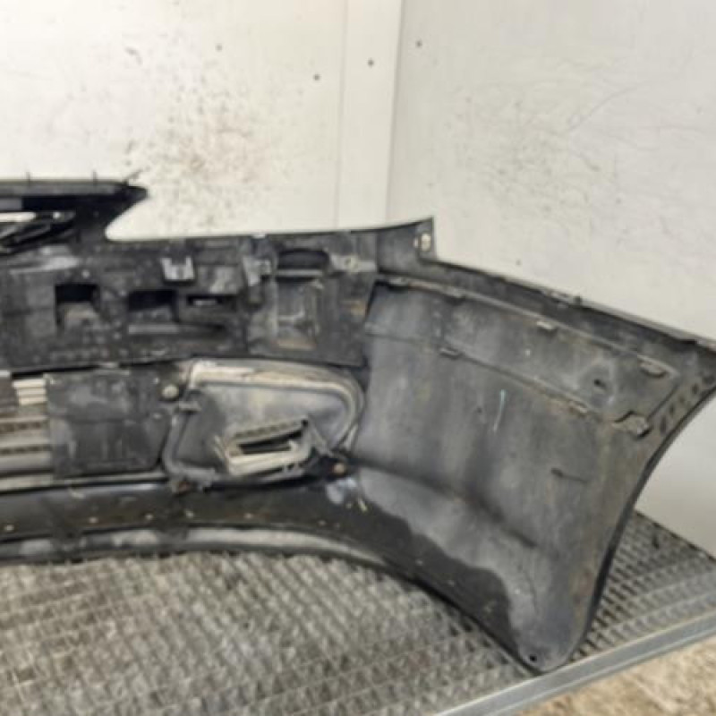 Pare choc avant PEUGEOT 607 Photo n°4